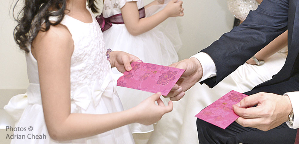 ang pow © Adrian Cheah