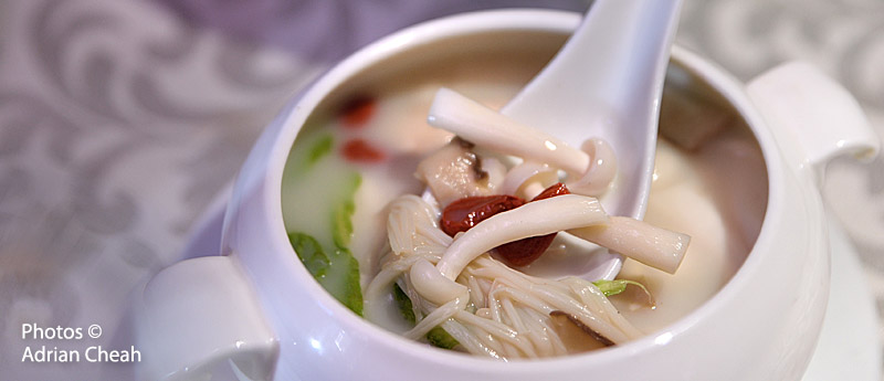 Chin's Stylish Chinese Cuisine © Adrian Cheah