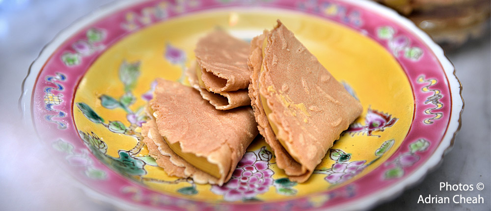 kuih kapit © Adrian Cheah
