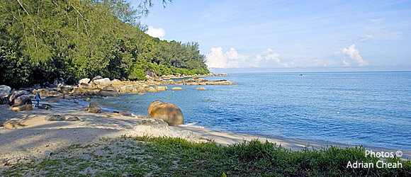 Batu Ferringgi © Adrian Cheah