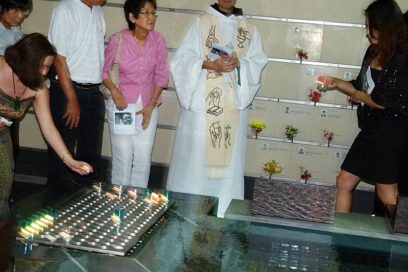 A service of Remembrance for Emil in Singapore, 2010